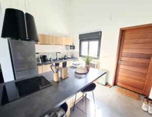 VILLA T4 NEUVE A VENDRE A ST GILLES LES BAINS DE LA REUNION