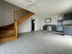 VILLA T4 A LOUER A STELLA A SAINT-LEU DE LA RÉUNION