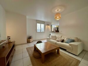 APPARTEMENT T3 MONTROQUEFEUIL A ST GILLES LES BAINS