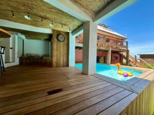 VILLA T6 AVEC DEPENDANCE  A VENDRE A SAINT LEU DE LA REUNION