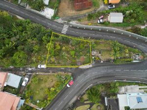 TERAIN A VENDRE A LA RIVIERE SAINT-LOUIS DE LA REUNION