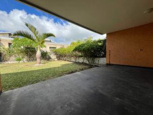 VILLA T4 A VENDRE A LA RAVINE DES CABRIS DE LA REUNION