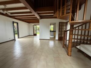 VILLA T6 A VENDRE A SAINT PIERRE DE LA REUNION