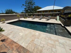 VILLA T3 MEUBLÉE À LOUER À SAINTE-CLOTILDE DE LA RÉUNION