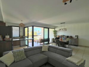 APPARTEMENT T3 A VENDRE ST GILLES LES BAINS DE LA REUNION