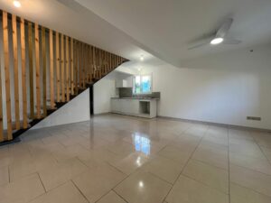 VILLA T4/5 NON MEUBLÉE À LOUER À ETANG SALE DE LA RÉUNION