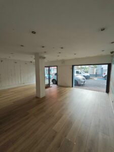 LOCAL COMMERCIAL A LOUER SAINT PIERRE CENTRE