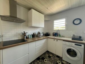 CHAMBRE EN COLOCATION MEUBLÉE À LOUER AU TAMPON