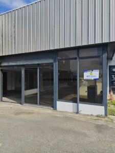 LOCAL COMMERCIAL A LOUER SUR SAINT PIERRE DE LA REUNION